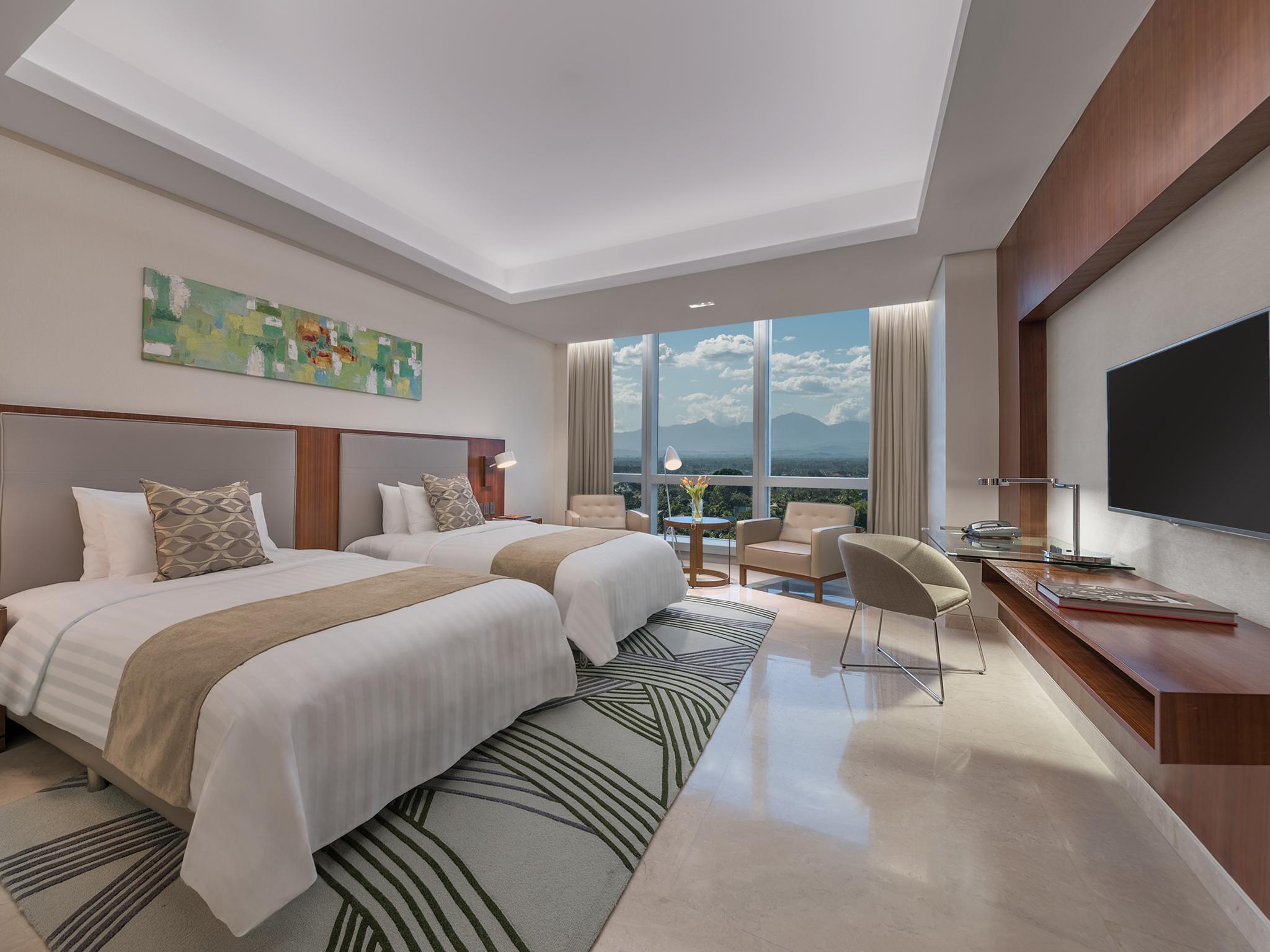 Richmonde Hotel Iloilo Екстериор снимка