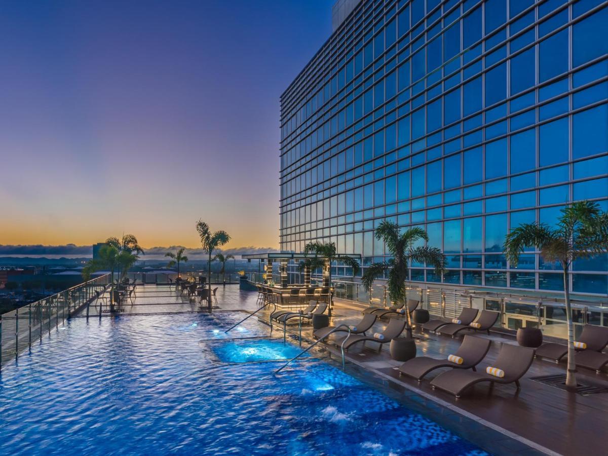 Richmonde Hotel Iloilo Екстериор снимка