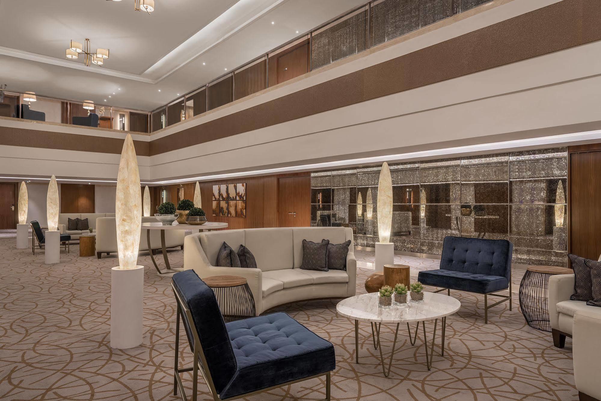 Richmonde Hotel Iloilo Екстериор снимка